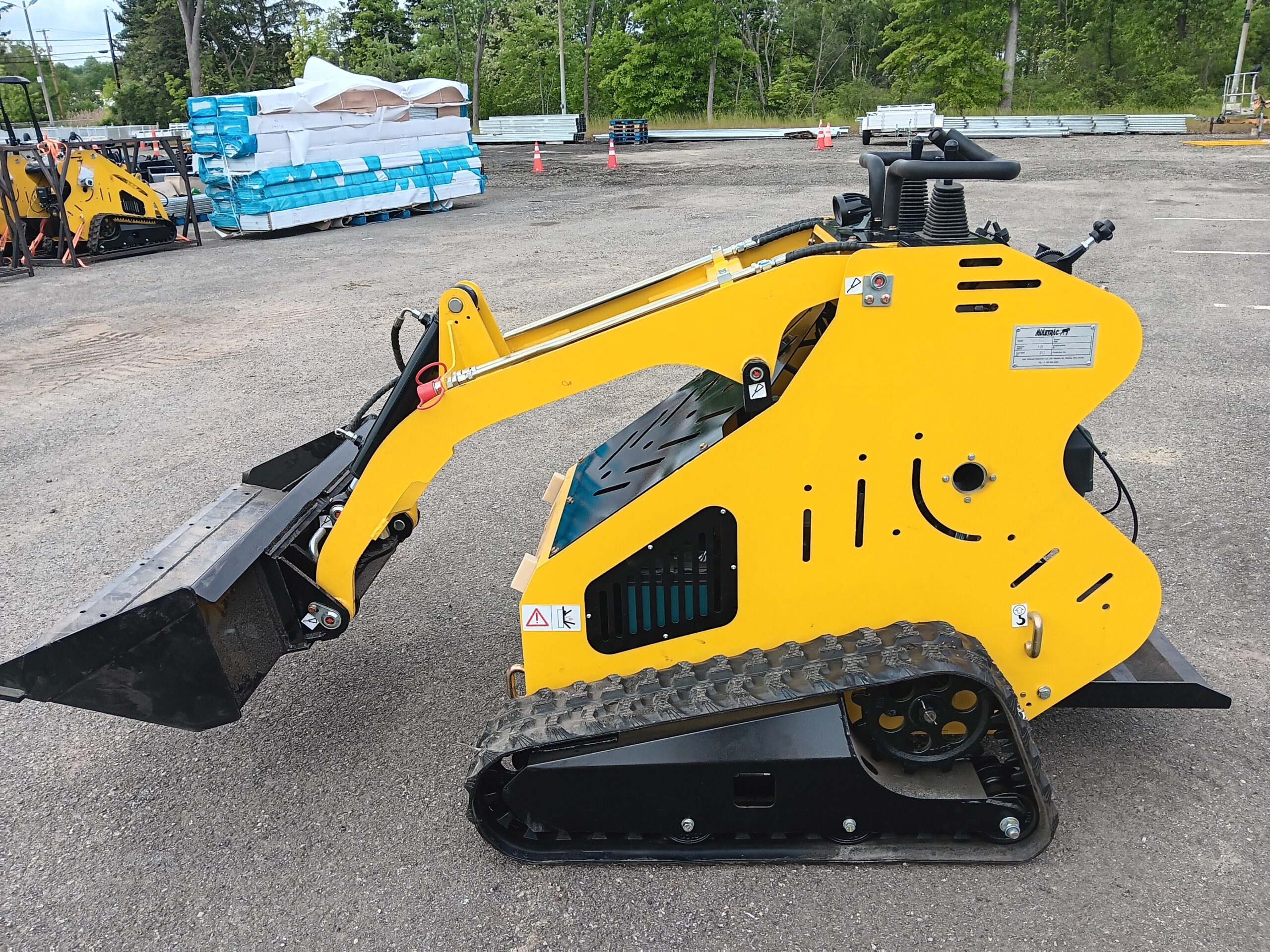 MuleTrac 15hp Rato Engine Skid Loader